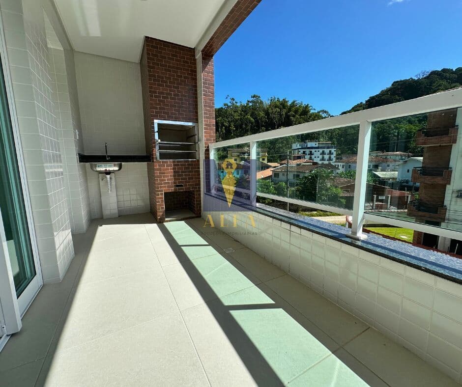 Apartamento na Praia das Toninhas, 2 quartos, a 300m da Praia das Toninhas