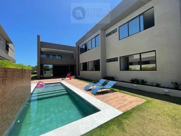 Casa Condomínio Laguna