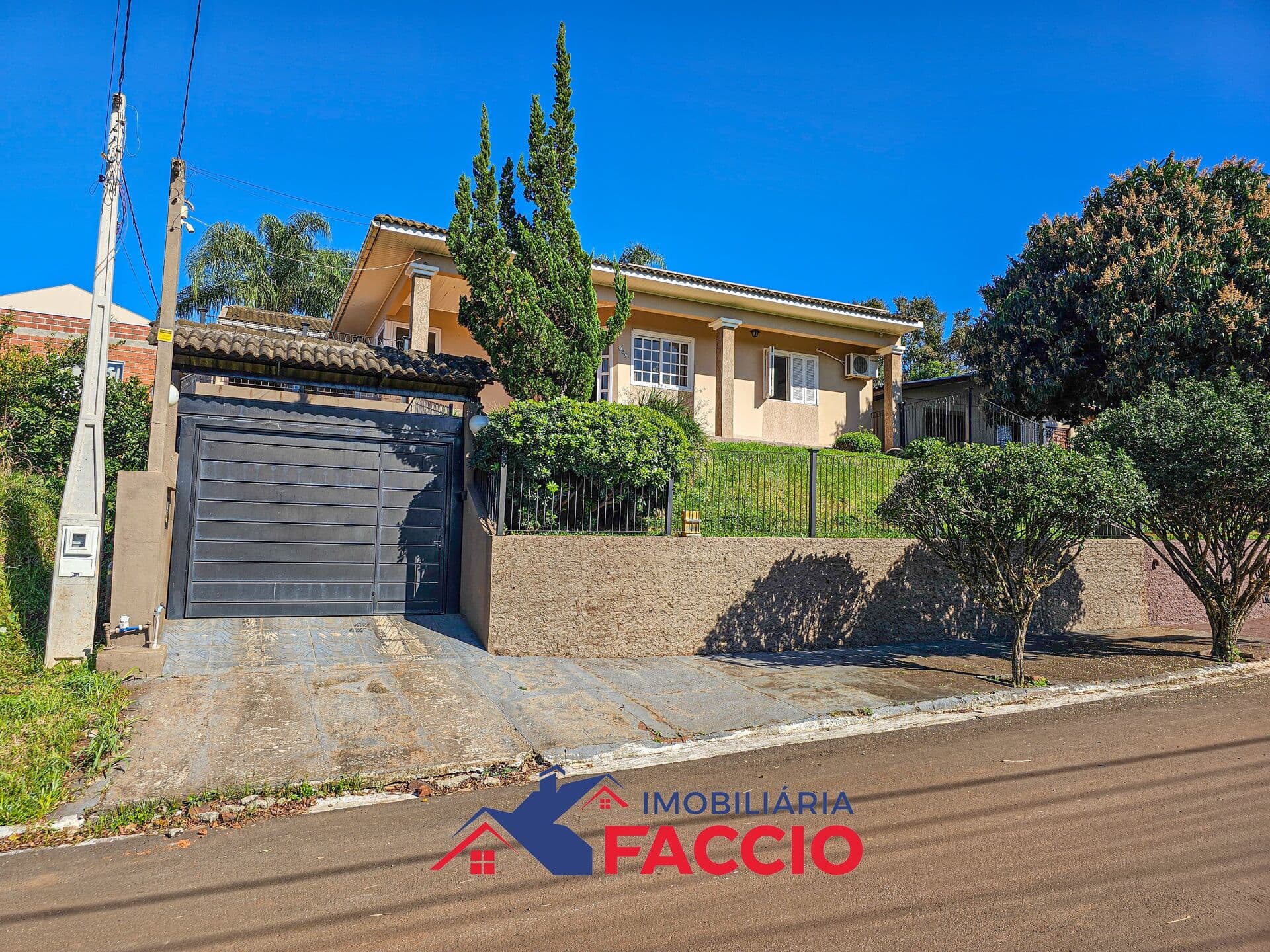 Casa em Horizontina - Bairro Colato