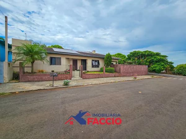 Casa em Horizontina - Centro