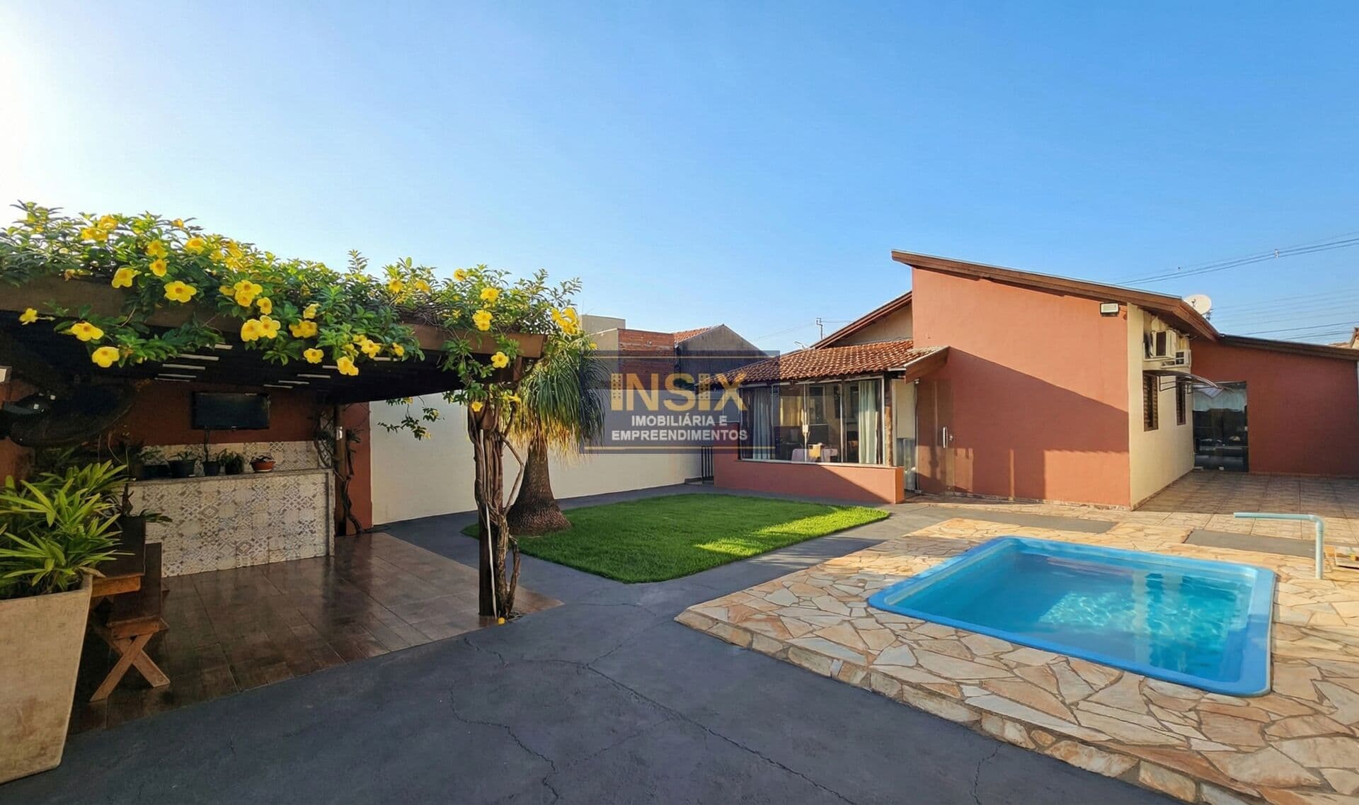 Casa em Pederneiras - Residencial Parque da Colina