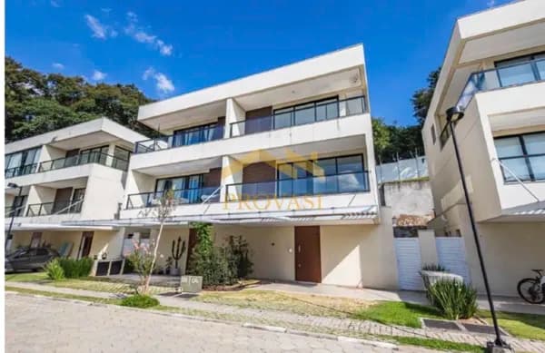 Maravilhoso Triplex Alpha House - 214m² - 4 Suítes - Santana de Parnaíba