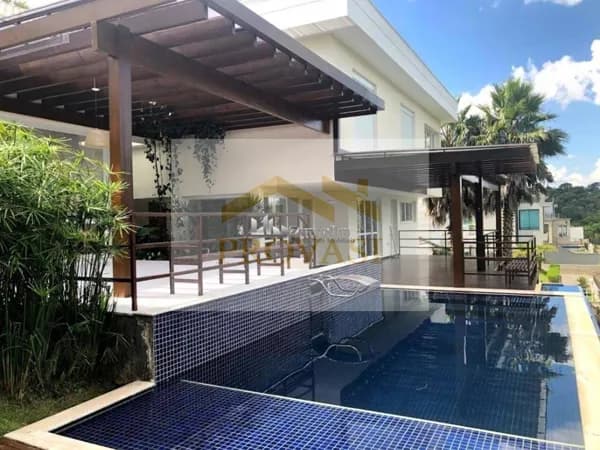 Oportunidade! Linda Casa a Venda no Residencial Genesis 1 por R$6.500.000,00 - 900m