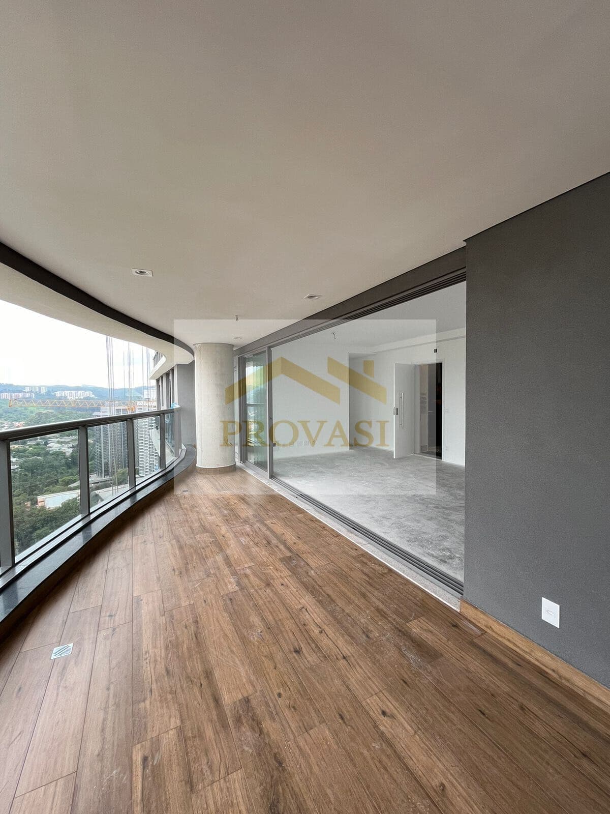 Venda-Level Alphaville-4quartos-3 banheiros-R$2.700.000,00