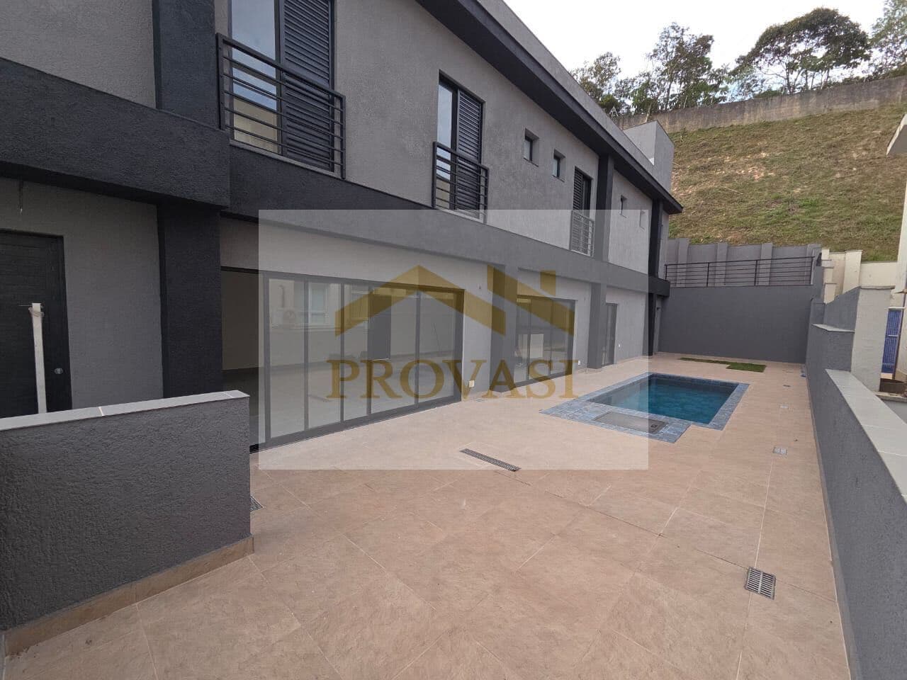 Casa á venda com 4 Suítes 280 Metros de Construção em Valville 1 - Santana de Parnaíba