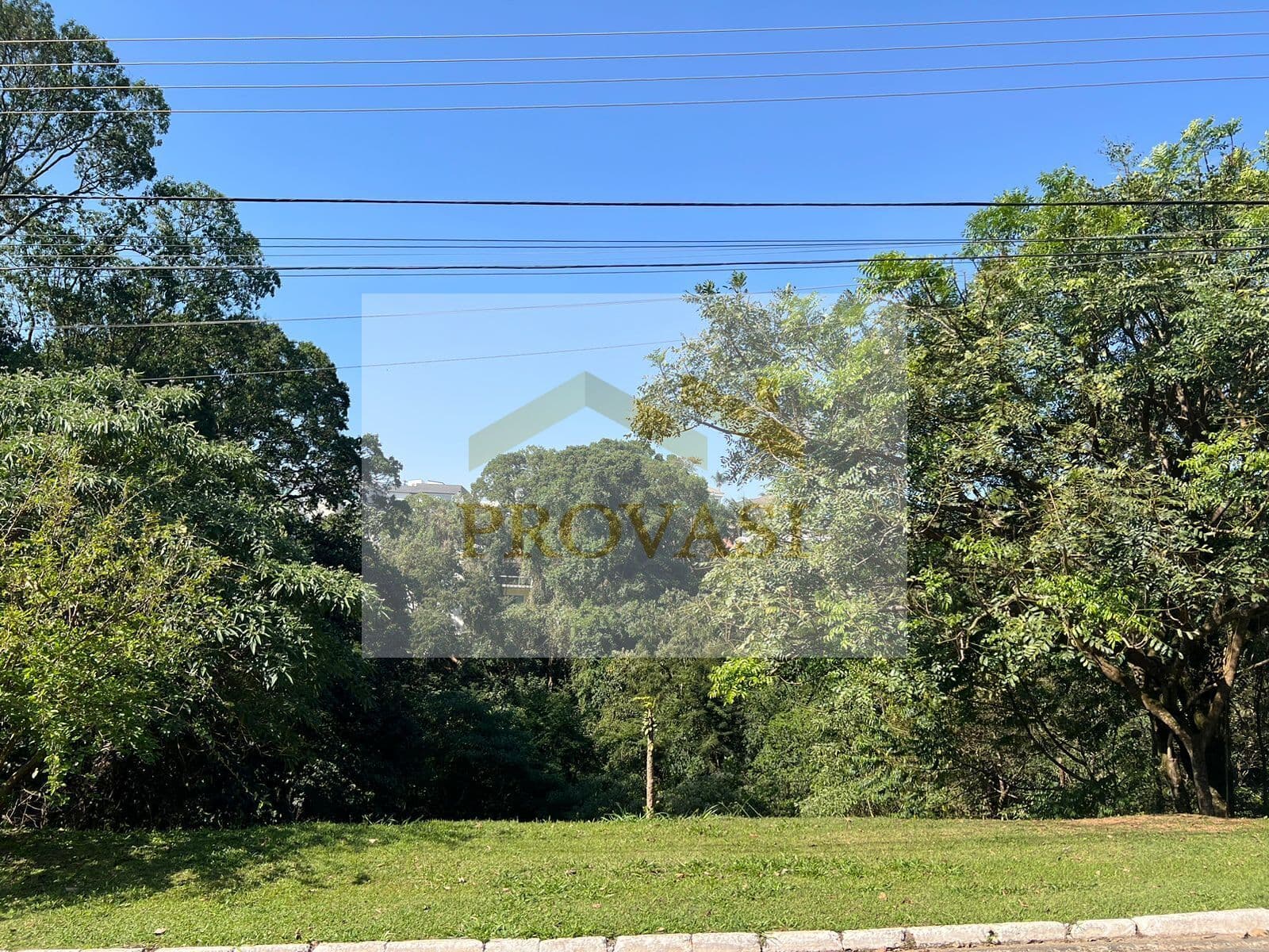 Terreno em Condomínio com 450m²- Condomínio Tarumã - Santana de Parnaíba- por R$ 450.000,00