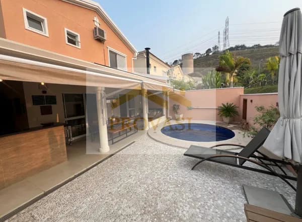 Casa com sotão, 4 suítes- 290 m²- no Condomínio Residencial Tamboré 07- Por R$ 3.200.000,00