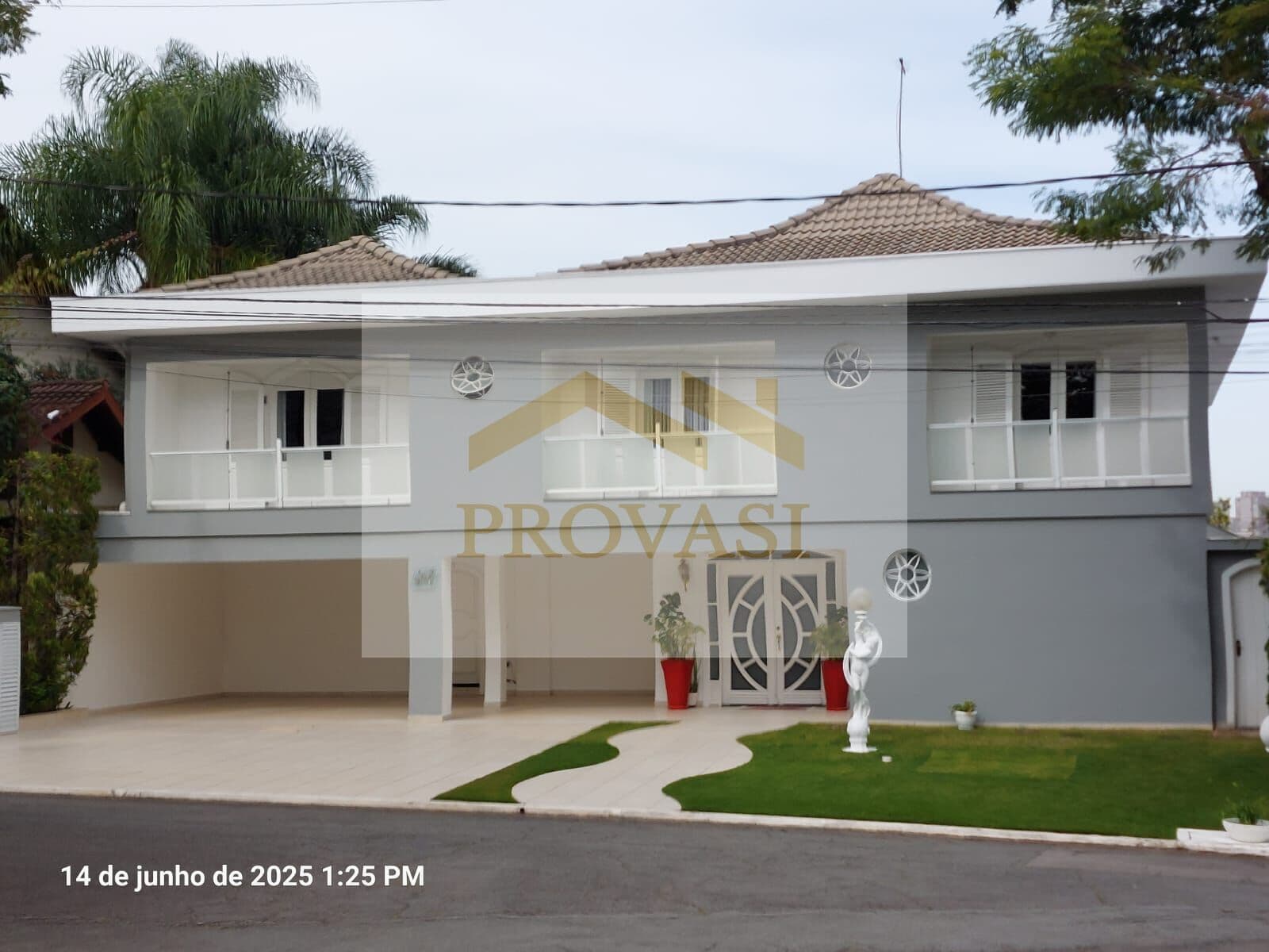 Casa com 5 Suítes e 520 metros para Venda e Locação em Alphaville Residencial 5