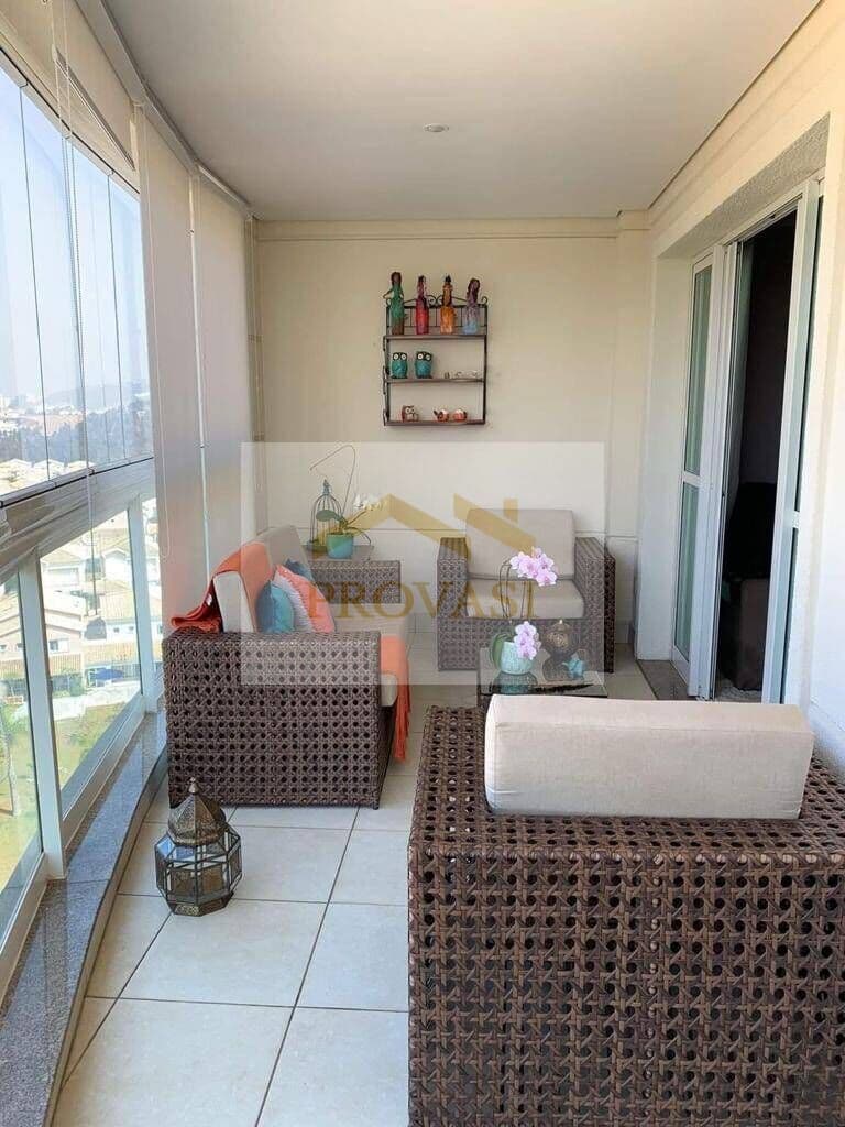 Apartamento Reformado - 133 m2 - 4 Dormitórios- Condomínio Resort Tamboré- Por R$ 1.520.000,00