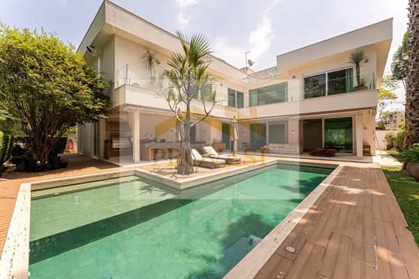Casa com 4 suítes , todas com varanda- 740m2- Alphaville Residencial 01- Alphaville, Barueri/SP- Por R$ 14.000.000,00