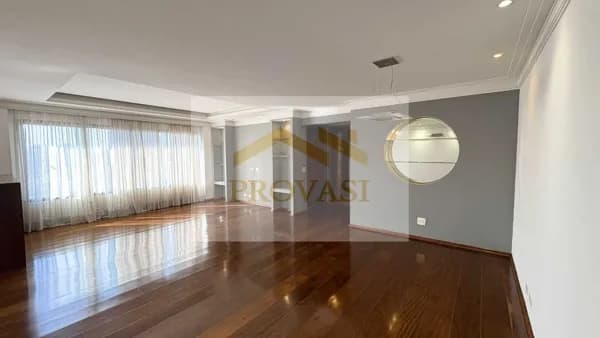 Apartamento à venda com 216m², 3 quartos e 3 vagas na Vila Mariana em SP