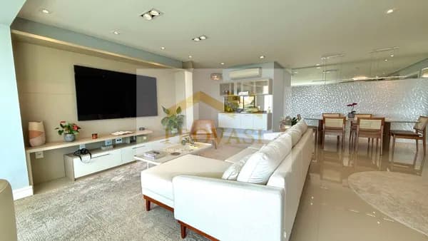Locação - Apartamento 202m - 3 Suítes - 3 Vagas de Garagem - Varanda Gourmet - Andar alto com Vista