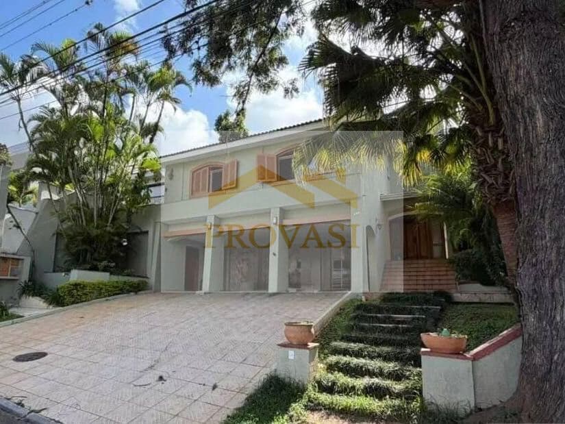 Casa em Alphaville Residencial 1- 335 metros em 585 de terreno