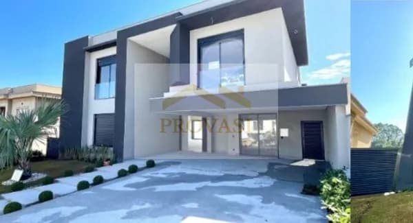 Casa em Santana de Parnaíba - Alphaville