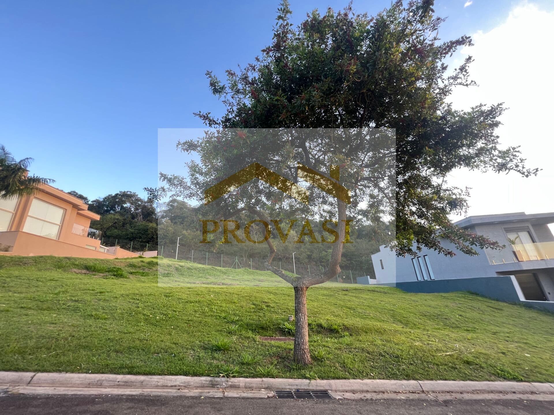 Terreno de 631m - Genesis 2 - Alphaville