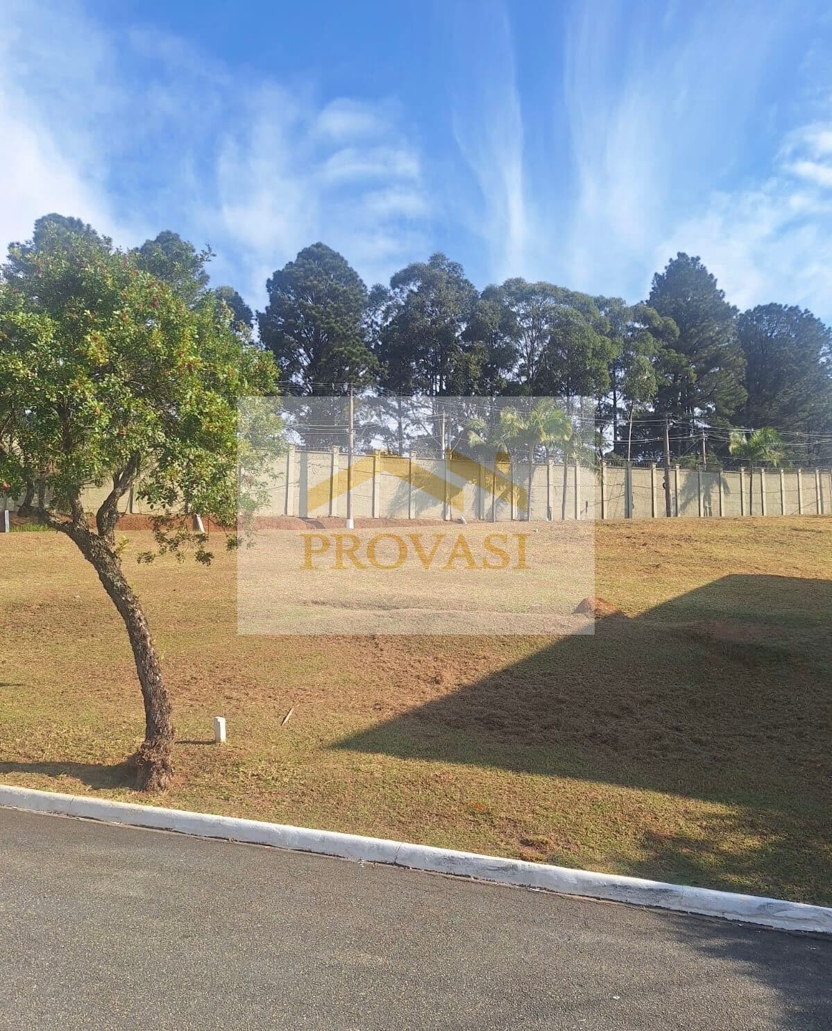 Terreno com 364m - Esquina - Condomínio Valville 2 Santana de Parnaíba
