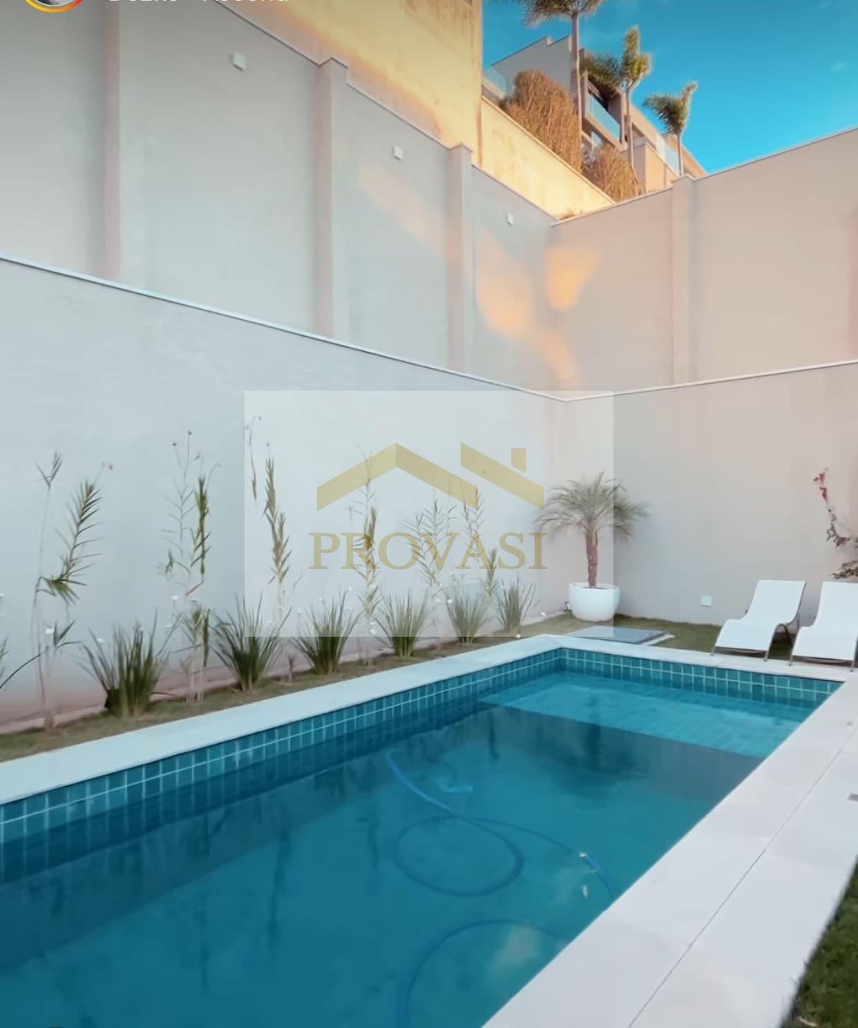 CASA ARQUITETADA GÊNESIS II - 4 SUÍTES - MASTER - 490m² - R$5.400.000,00
