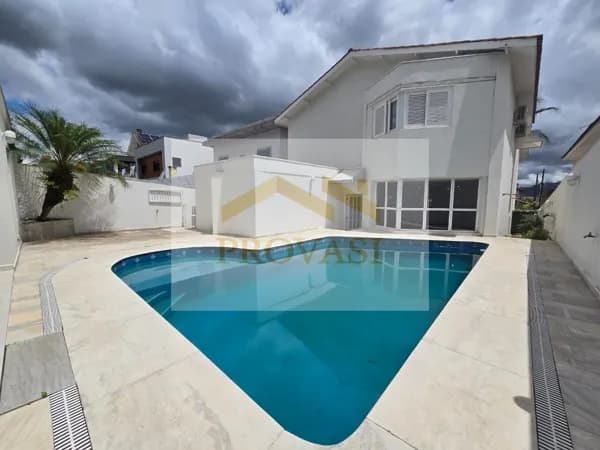 Oportunidade! Casa à venda com 373 metros, 4 quartos, Alphaville Residencial 11, Santana de Parnaíba-SP