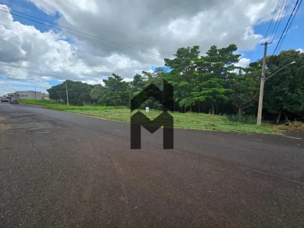 Lote/Terreno em Brodowski - Centro