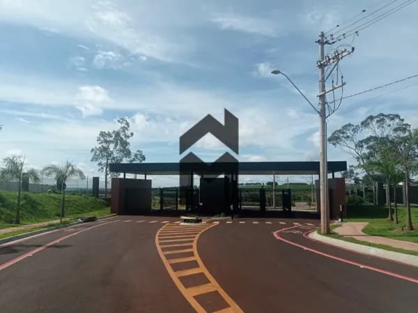 Terreno em Condomínio Riviera Village - Cravinhos