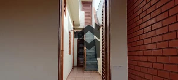 Casa em Ribeirão Preto - Ipiranga