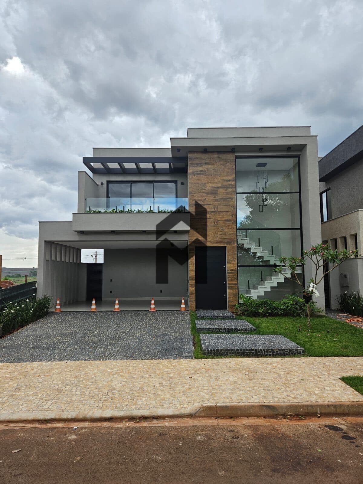 Casa em Ribeirão Preto - Vila do Golf