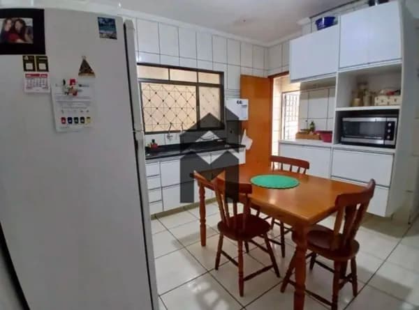 Casa em Ribeirão Preto - Jardim Piratininga