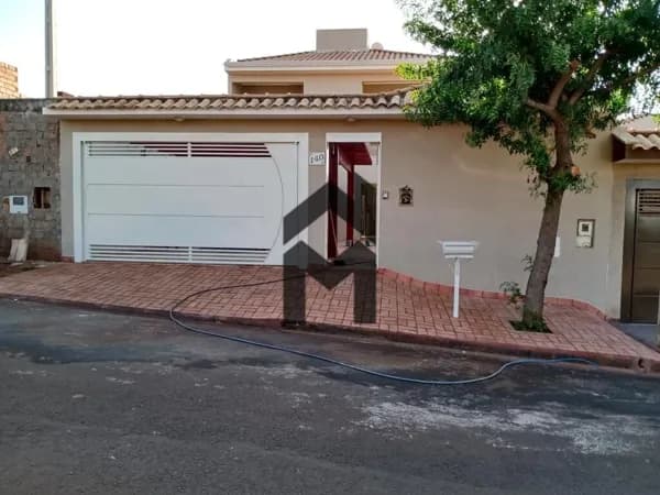 Casa à Venda no Jardim Santa Cecília - Bonfim Paulista
