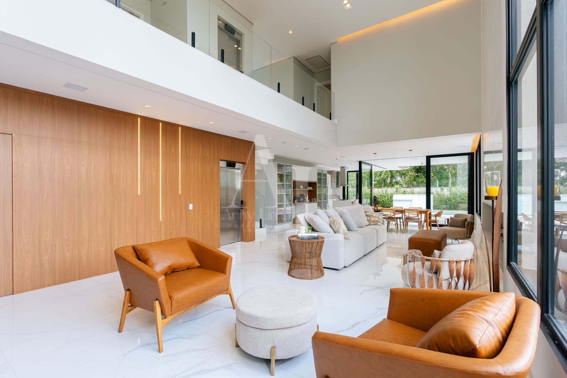 Casa Nova, Moderna, Alto Padrão à venda com 4 suítes, 4 vagas - Residencial Gênesis II