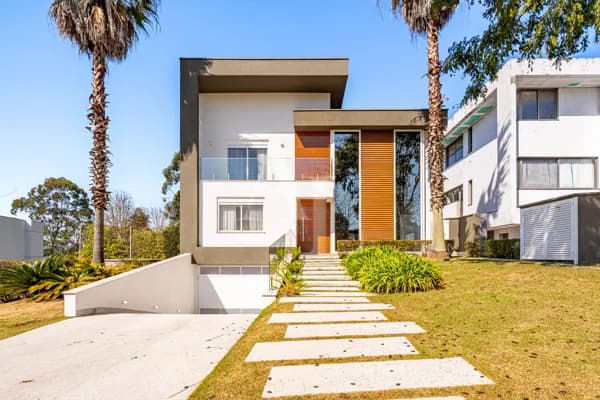Casa à venda com 5 suítes, vista privilegiada, próximo da portaria - Tamboré 11