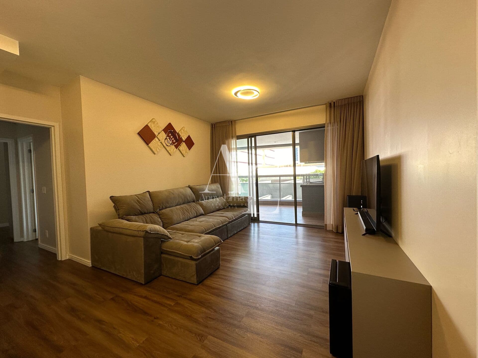 Apartamento já reformado à venda com 3 suítes 2 vagas - Level Alphaville