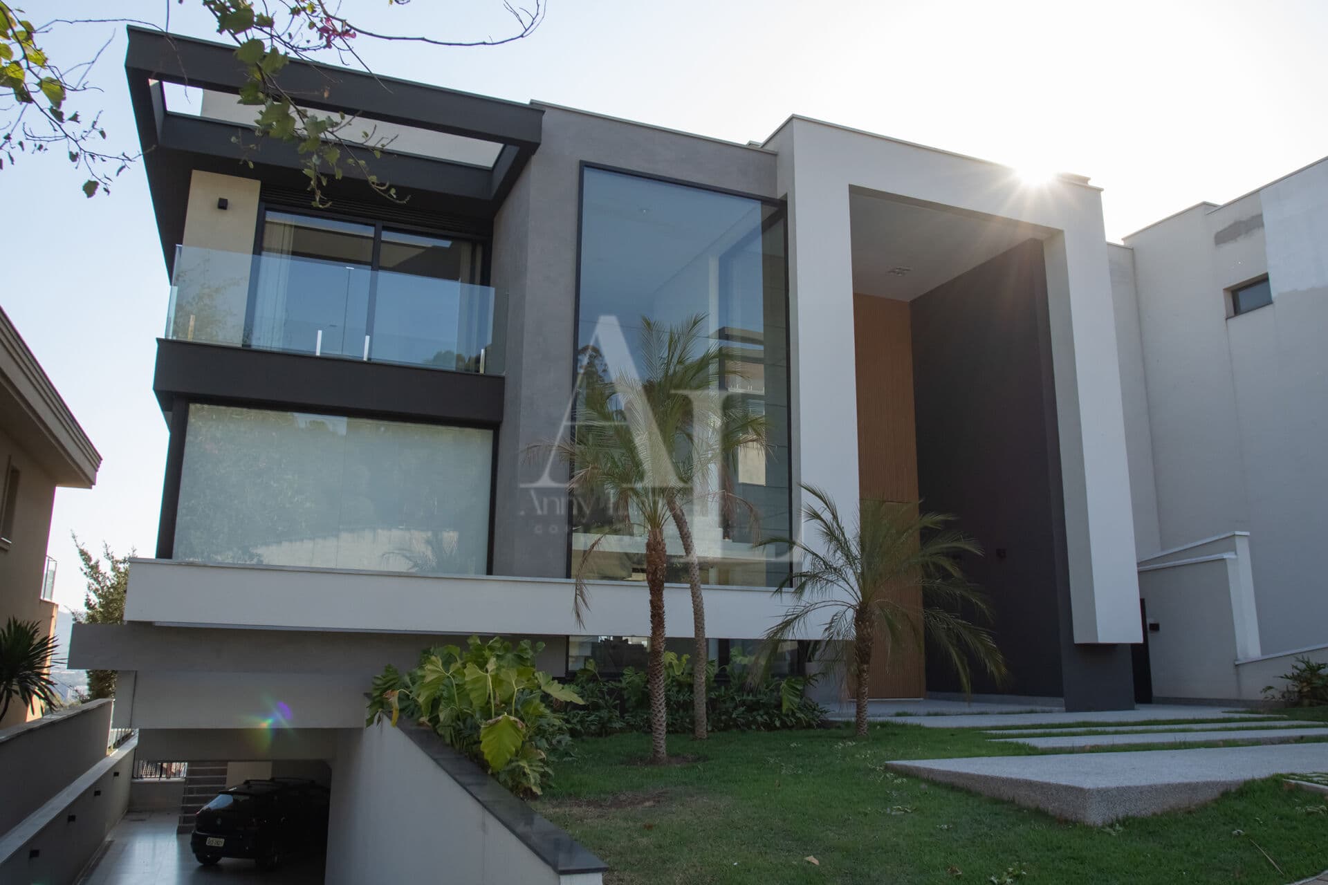 Casa Alto Padrão mobiliada à venda com 4 suítes - Tamboré 10
