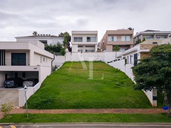 Terreno em Condomínio com 420m2 - Genesis I
