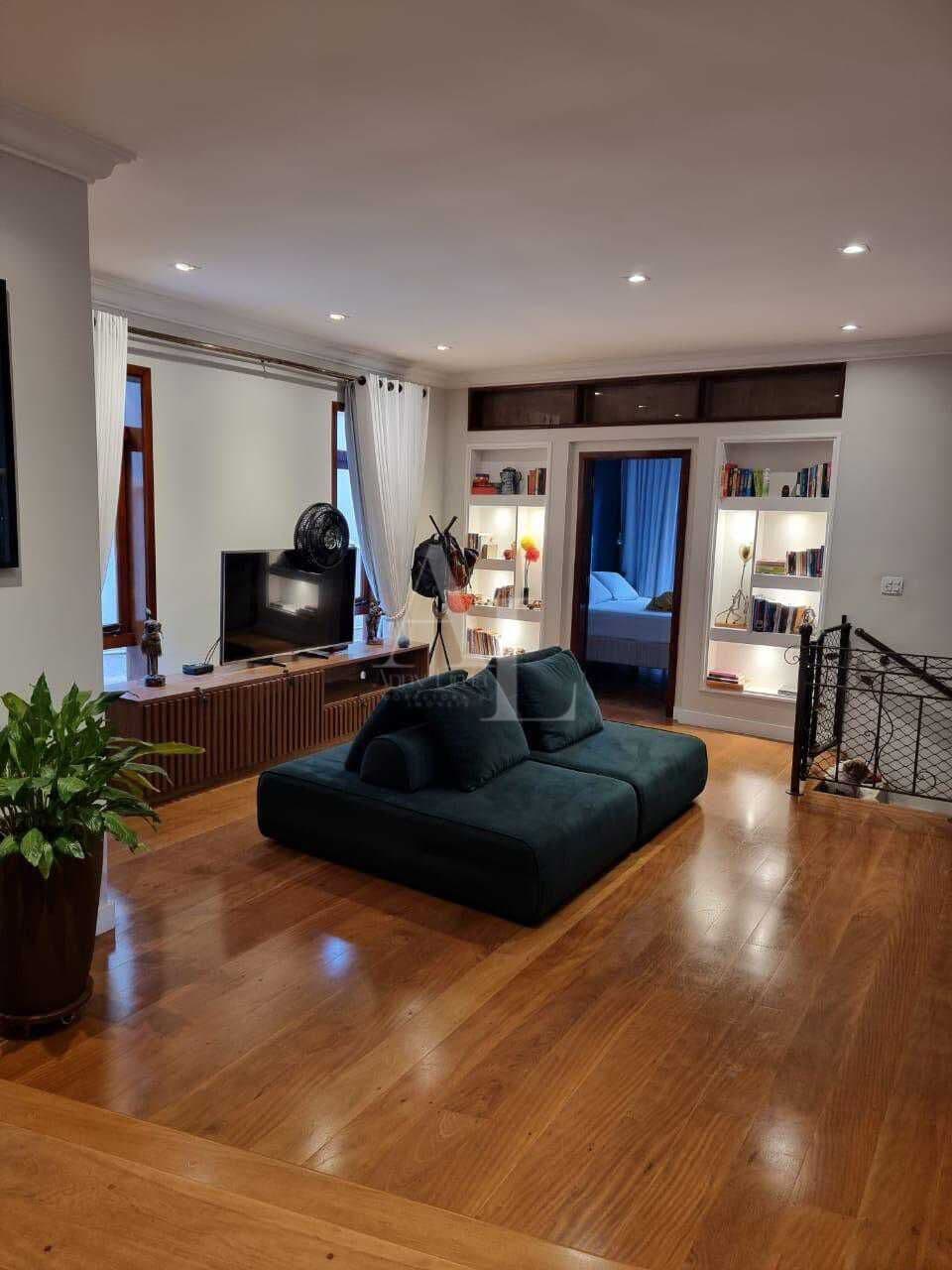 Casa à venda 3 suítes 4 vagas em Alphaville Residencial 10 - Santana de Parnaíba SP