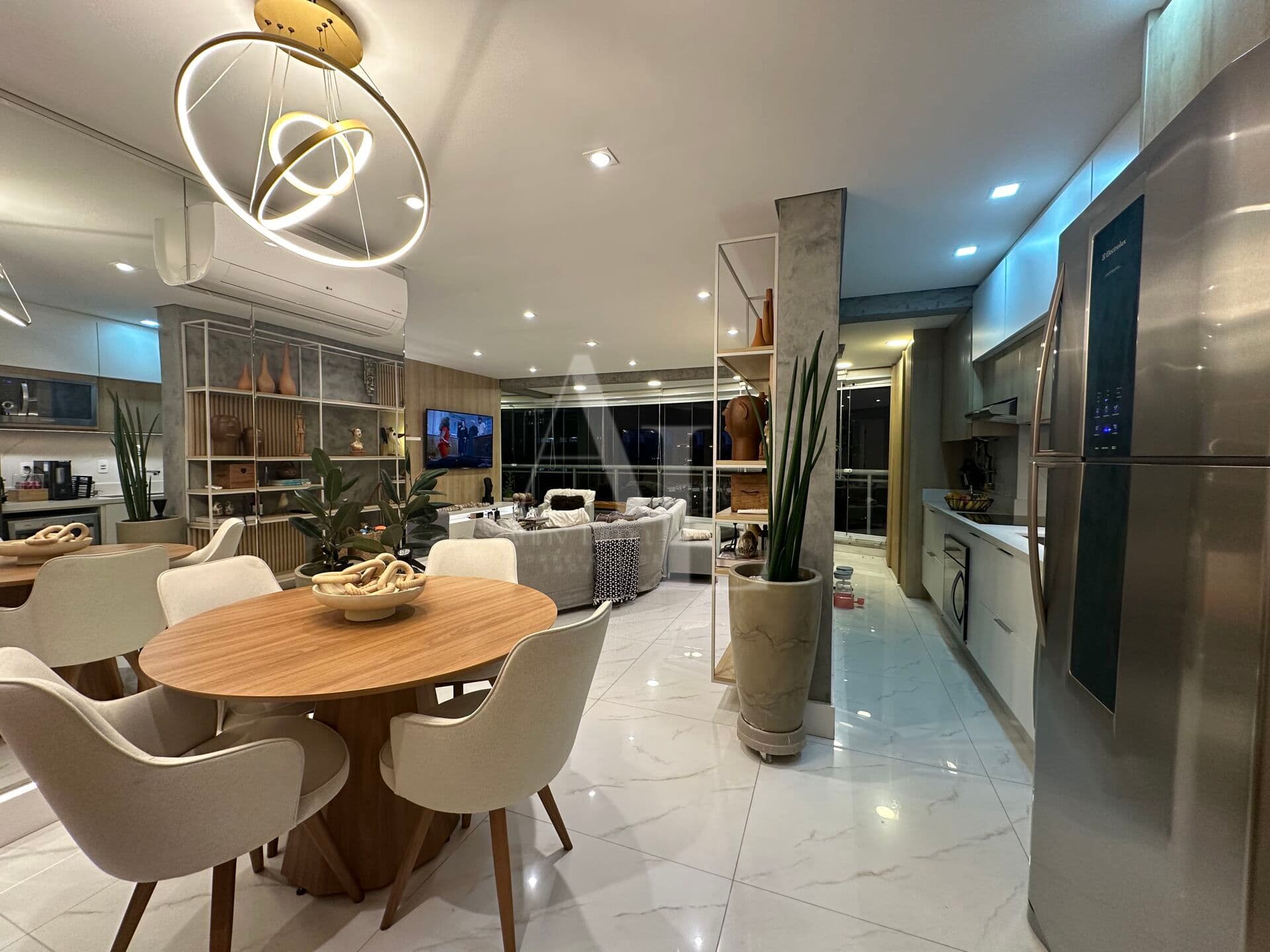Apartamento à venda com 90m2 | 2 suítes | 2 vagas - Wave Alphaville