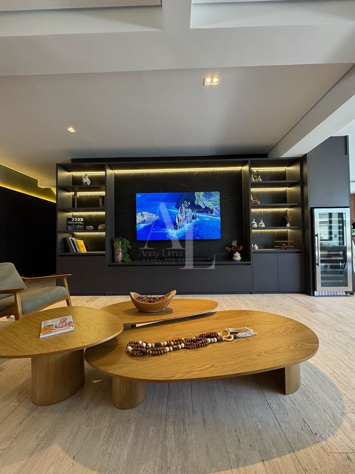 Casa Alto Padrão com 4 suítes nova, mobiliada e decorada - Residencial Ithayê