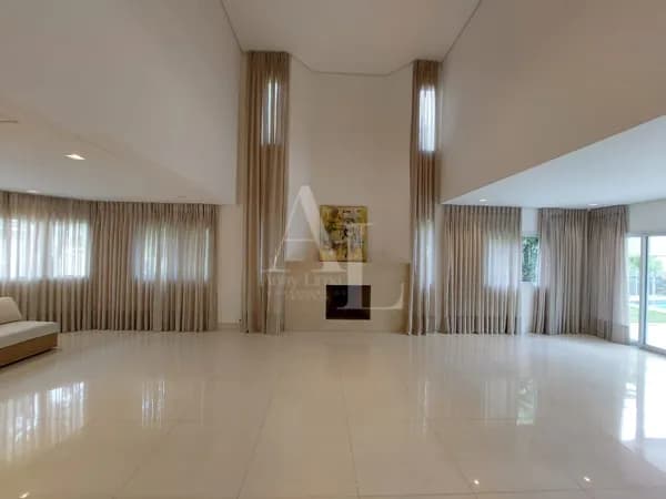 Casa à venda no Residencial II Alphaville com 2 suítes44 dormitórios - Barueri/SP