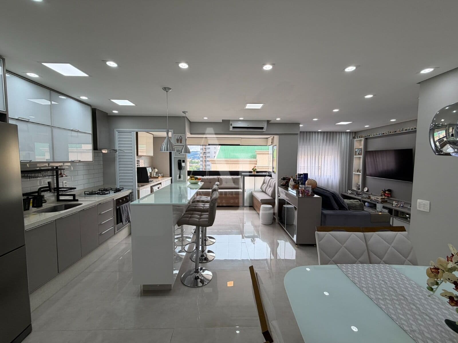 Apartamento à venda no Green valley com 2 dormitórios - Life Park Alphaville