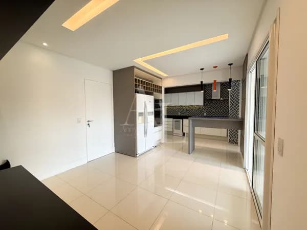 Apartamento semi mobiliado à venda com 2 dormitórios em Alphaville 18 do Forte - London