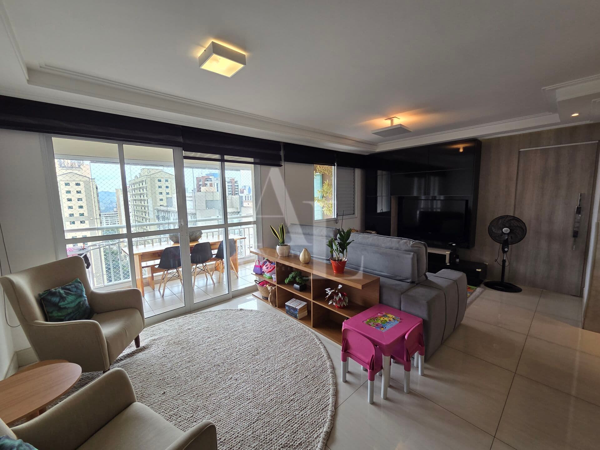 Apartamento à venda no centro de Alphaville 97m2 com 2 suítes 2 vagas - Alpha Style