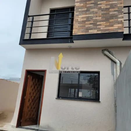 Sobrado em Caraguatatuba - Balneário dos Golfinhos