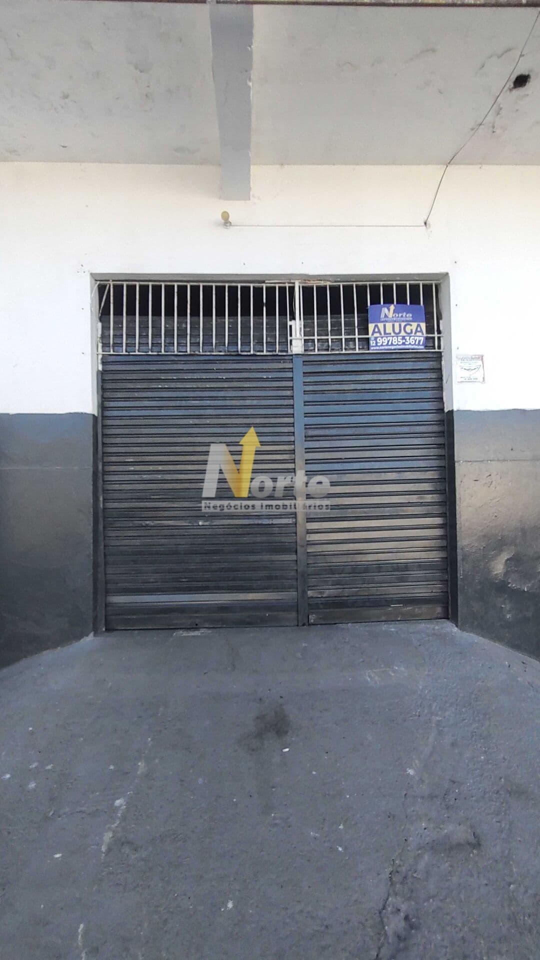 Ponto Comercial/Loja/Box em Caraguatatuba - Travessão