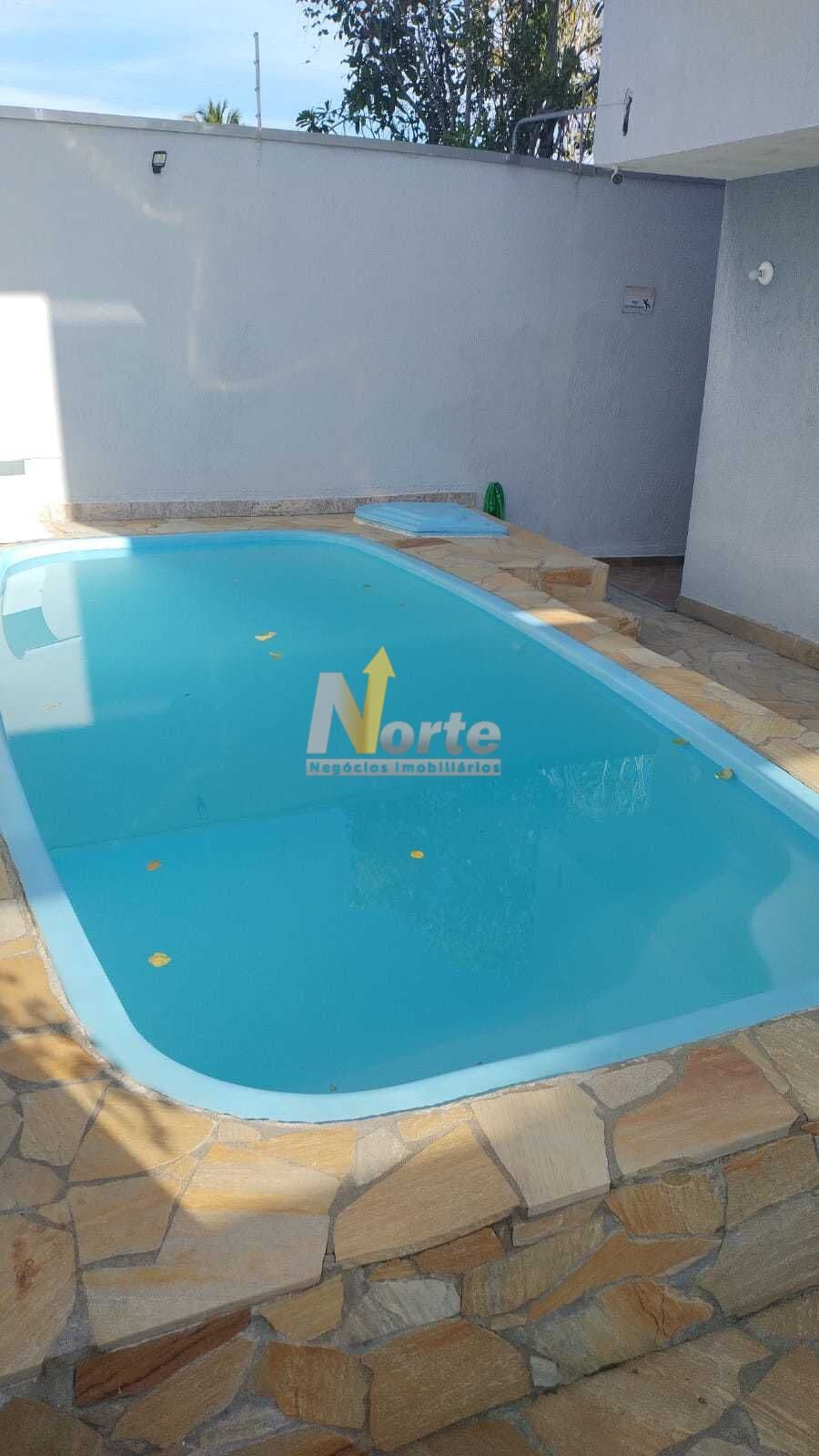 CASA COM PISCINA- MARTIN DE SÁ- CARAGUATATUBA/SP