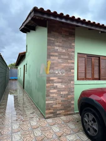 Casa em Caraguatatuba - Jardim Tarumãs