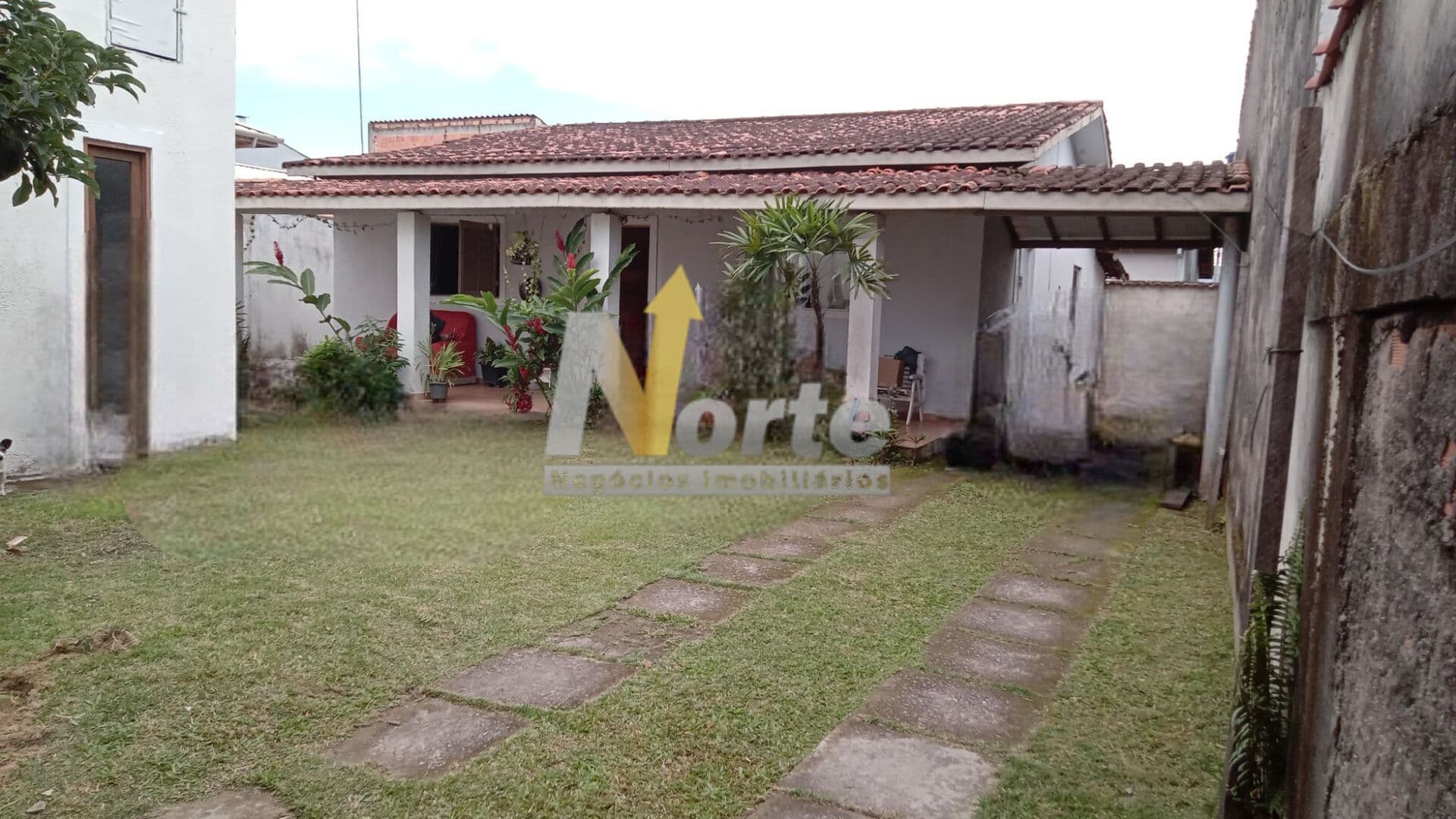 Casa em Jardim Tarumãs, Caraguatatuba/SP