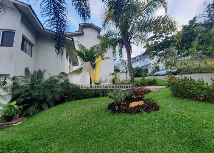 Apartamento Padrão em Condomínio Fechado - Mirante das Cigarras - São Sebastião/SP