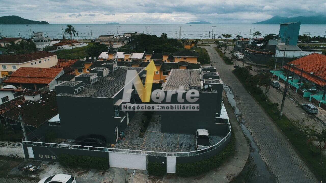 Casa no Condomínio Santo Mar em Caraguatatuba - São Paulo no Massaguaçu