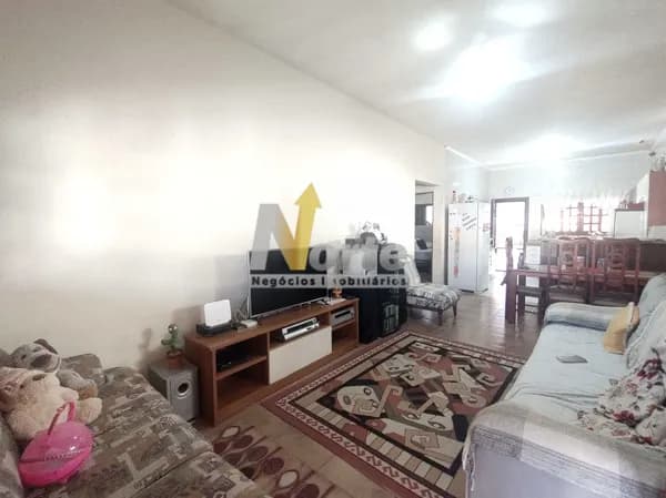 Casa em Caraguatatuba - Balneário dos Golfinhos