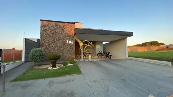 Casa à venda no Condomínio Residencial Califórnia - Estiva Gerbi/SP