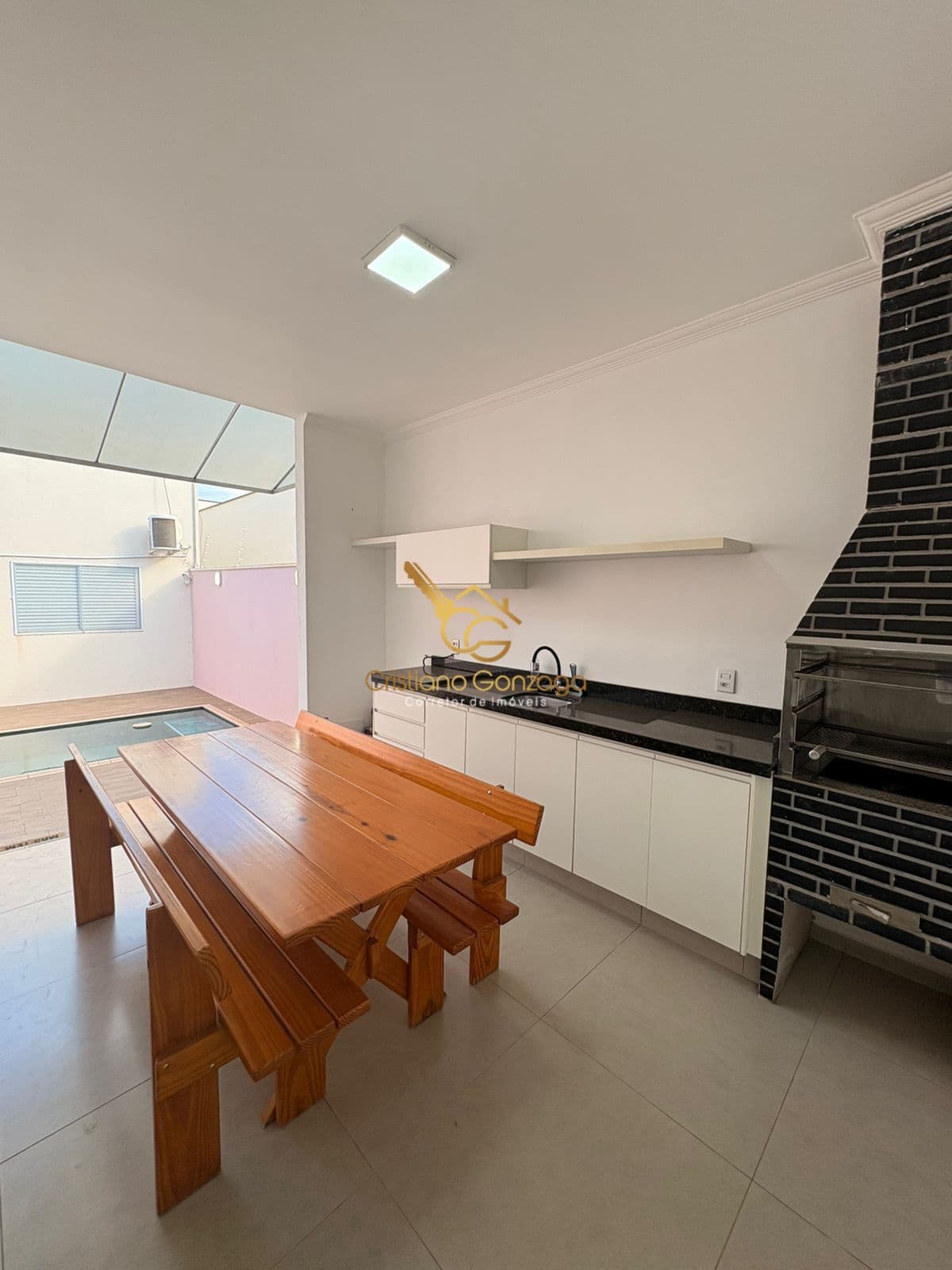 Casa em Mogi Guaçu - Jardim Santa Helena